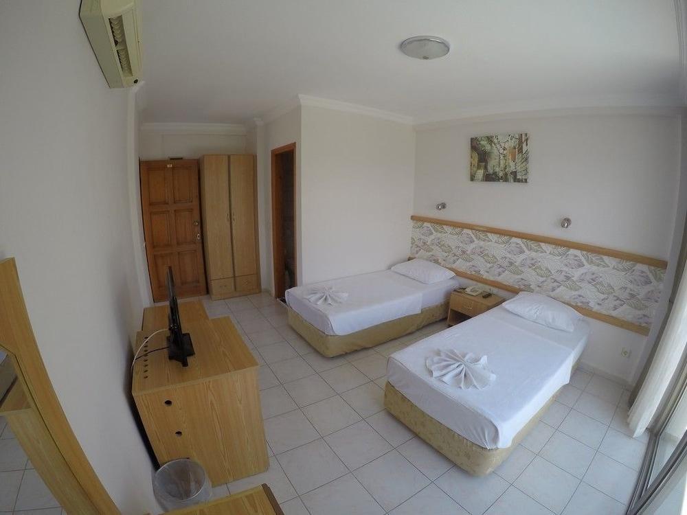 Gun-ay Otel